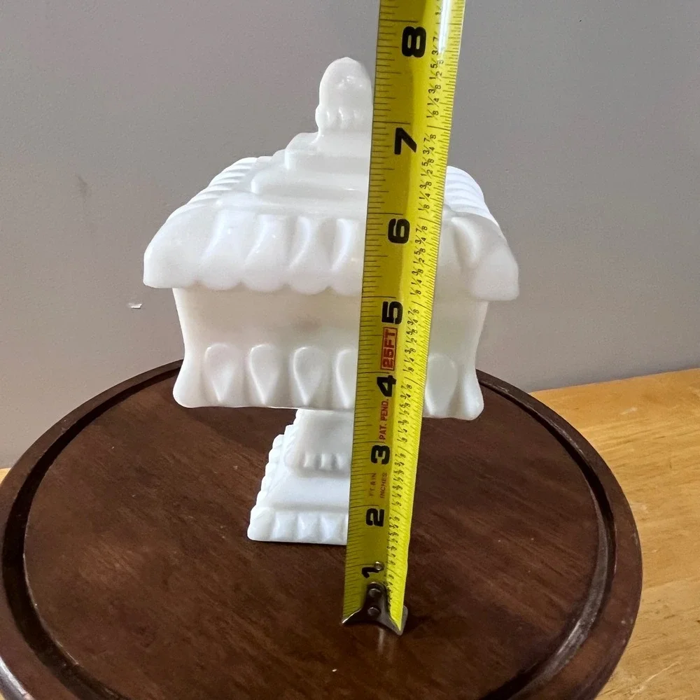 Vtg Westmoreland White Milk Glass Wedding Cake Box Dish Lidded Teardrop 7.5